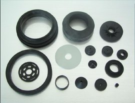 異戊橡膠與五金工具 相輔相成的現代工業組合